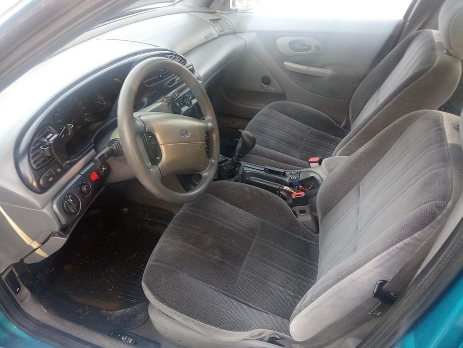 Продам форда котоур