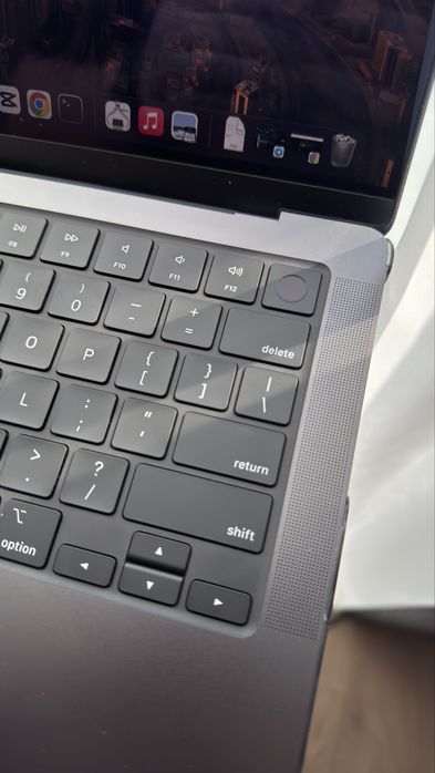 Macbook Pro 14 M4Pro 24/512