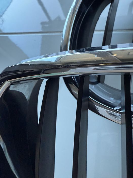 Ніздрі пара e60