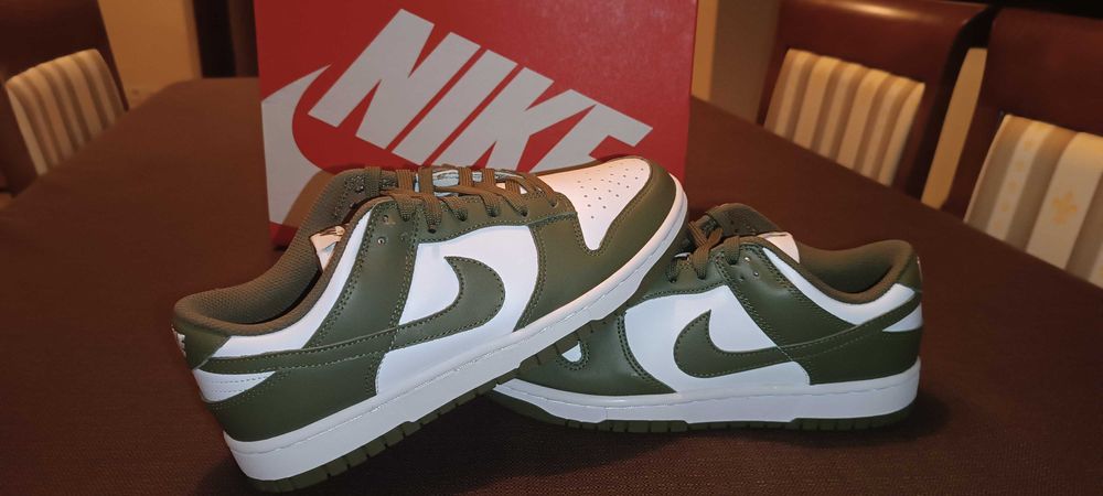 (r. Eur 39 - 25 cm) Nike Dunk Low Medium Olive DD1503,-120