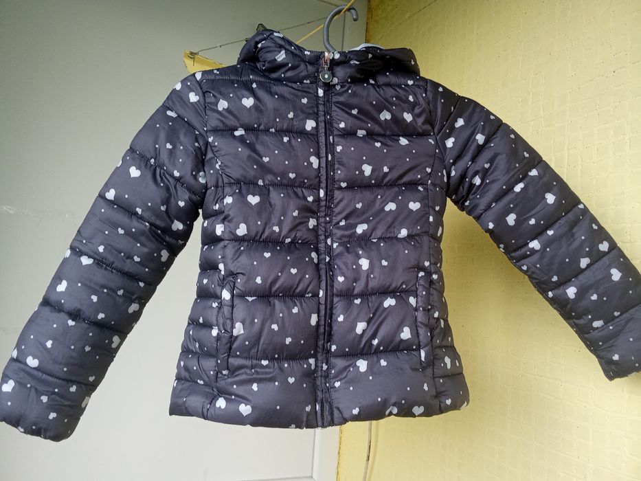 Демісезонна куртка для дівчинки,зріст 110см,курточка