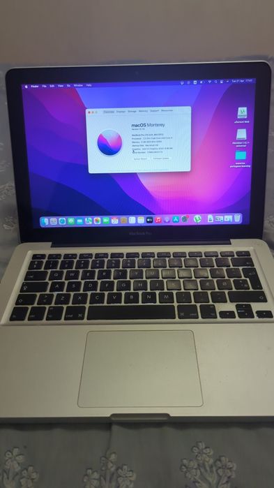 MAC Book Pro 13 inch ( MID 2012)