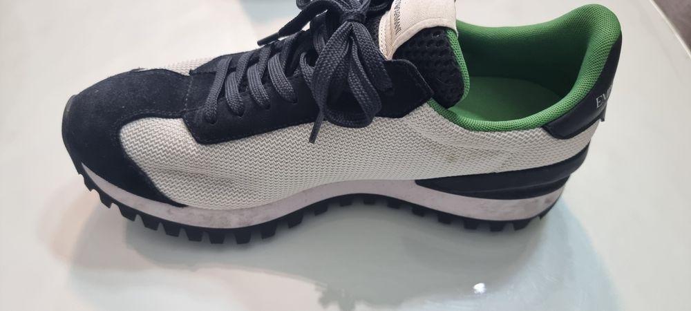 3 pares de sapatilhas Emporio Armani, EA7( VENDIDAS) preço de cada par