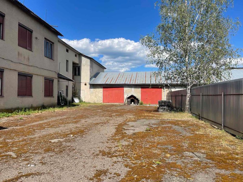 Продається масштабний комерційний об’єкт в м. Хуст