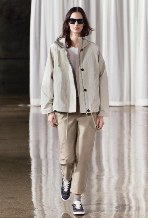 Стильна парка від ZARA