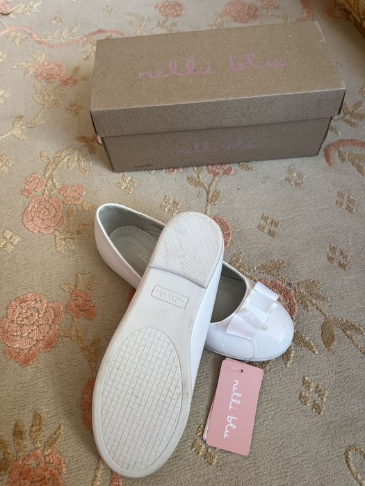 Туфельки дівчачі