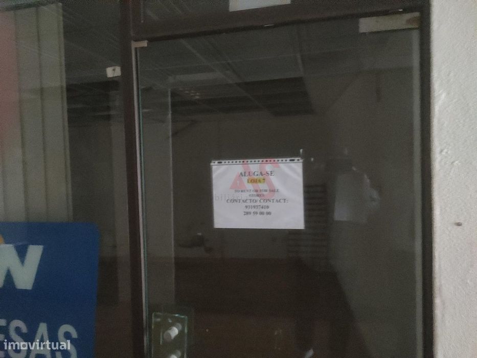Loja de 29,65 m² no Edifício Varandas do Mar em Albufeira