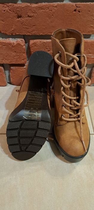 Botki kozaki buty