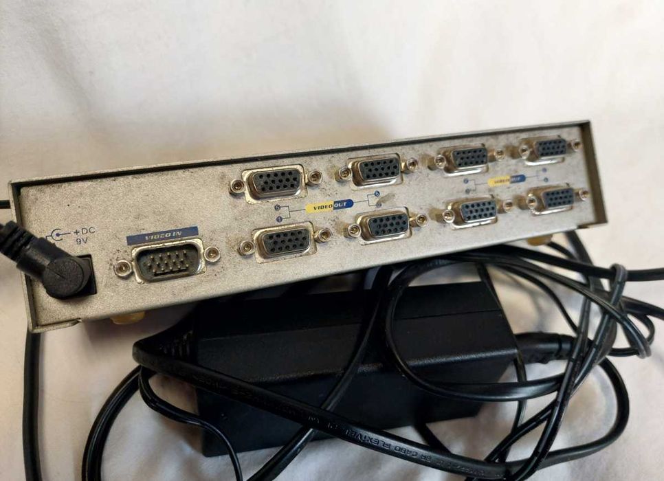 Розгалужувач б/у Smart View VS-818 Video Splitter