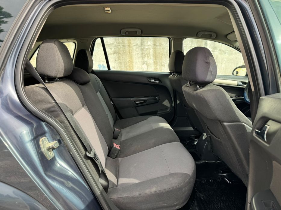Opel astra 1.3 cdti — photo 5