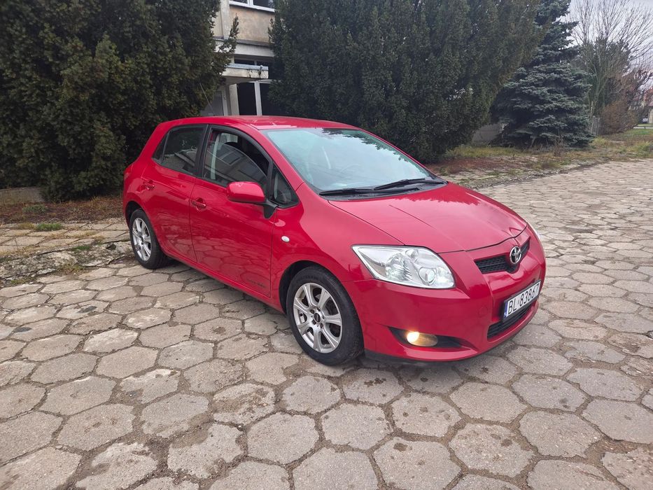 Toyota Auris Zadbane auto.