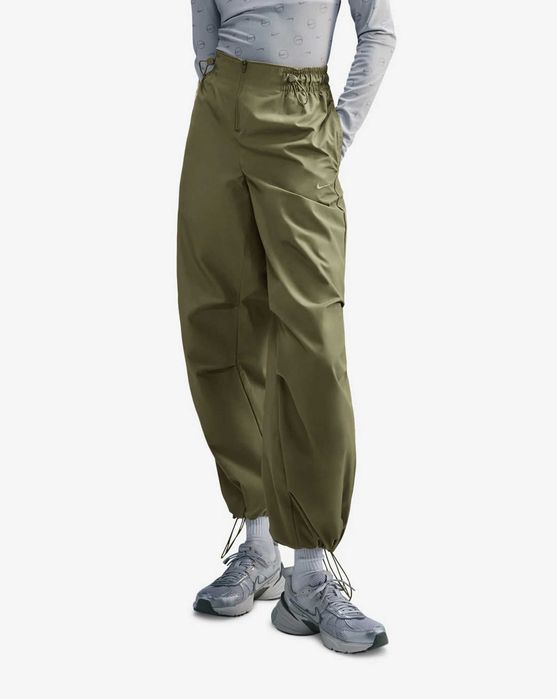 ОРИГІНАЛ! Штани Nike NSW Mid-Rise Repel Pants Green M L | FV7824-320
