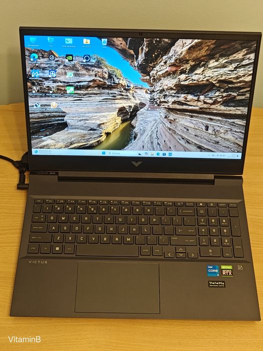 Laptop HP VICTUS 16 (i5-11400H, RAM 16GB, RTX3050 4GB, M.2 1TB)