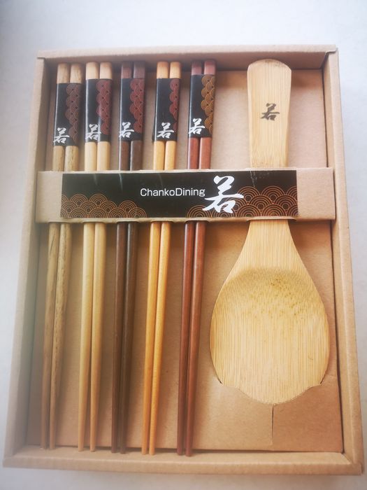Суши подарочный набор палочек в упаковке