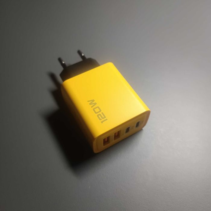 Блок живлення 120W 2 USB A + 2 USB Type-C