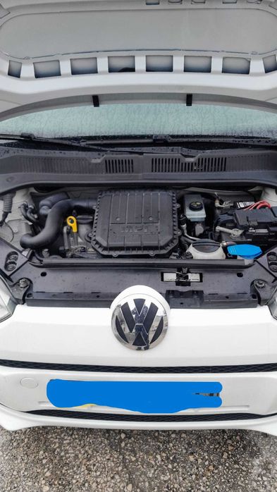 VW UP, 1.0 gasolina 2014