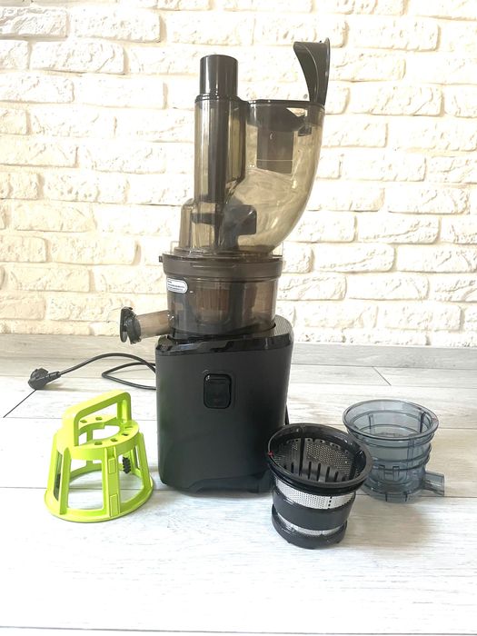 Kuvings REVO830 wyciskarka wolnoobrotowa