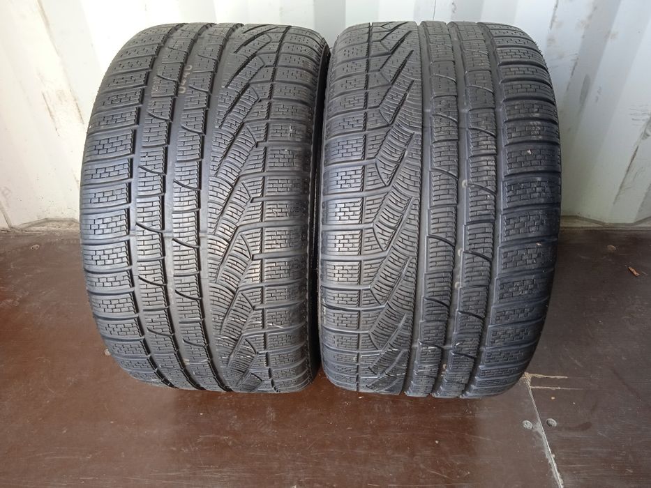Opony Zimowe 295/35R18 Pirelli Sottozero Para