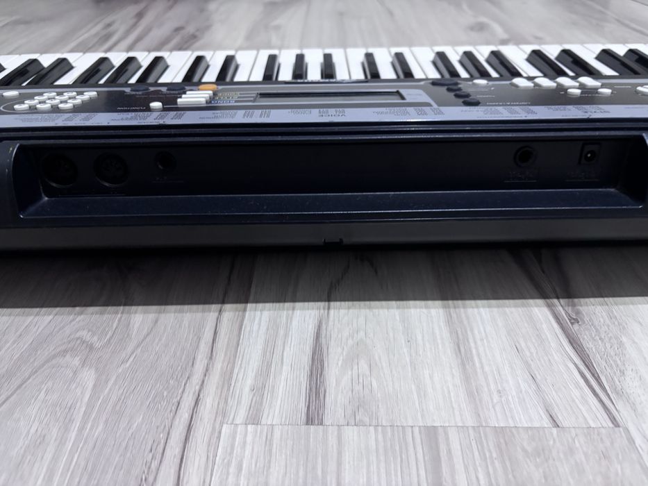 Keyboard Yamaha YPT-210