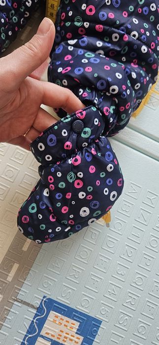 Комбінезон на дівчинку