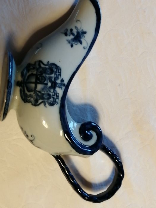 Molheira e prato Porcelana Chinesa séc.XX