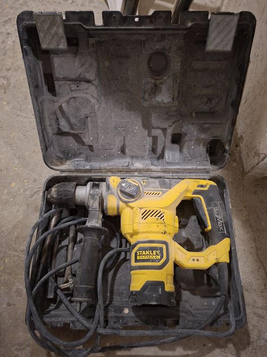 Młotowiertarka Stanley Fatmax KFFMED 1250