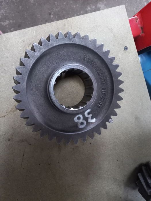 Koło zębate 38z Massey Ferguson 3385853m1,koło 2 biegu,
