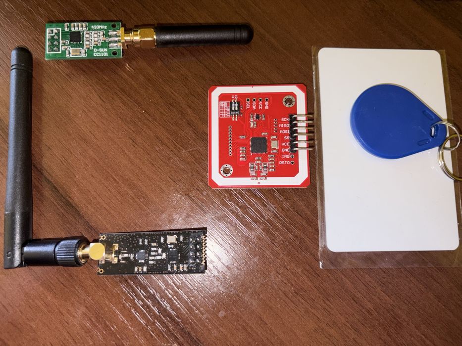 NRF24+CC1101+NFC PN532