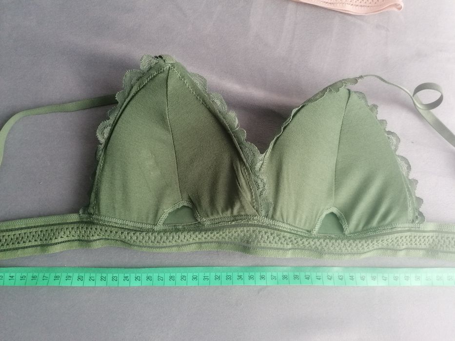 NOWE! Biustonosz push up S 70B,75B 4szt