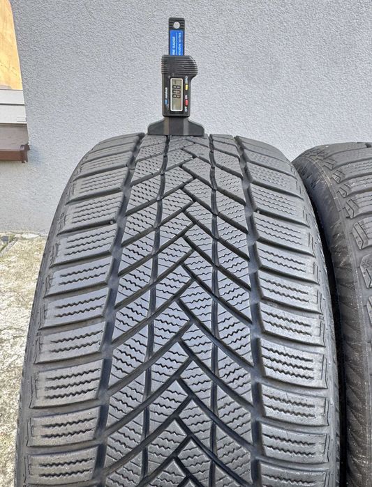 Opony zimowe 225 40 R18 Matador - Stan Idealny