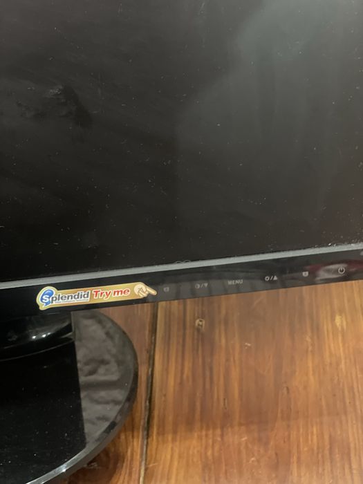 Монітор Asus 20 дюймів