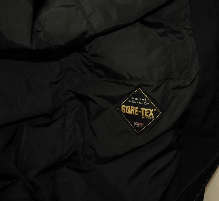 Prada płaszcz z kapturem gore-tex damski recco M