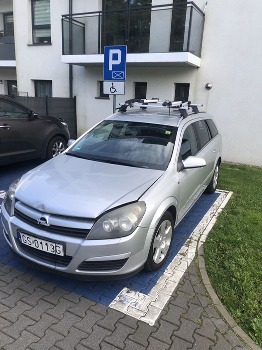Opel Astra 1.9 CDTI  hak bagażnik dachowy