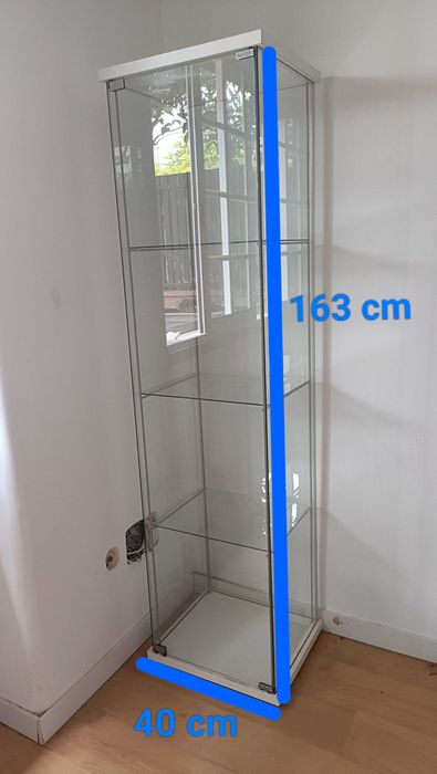 Vitrine 4 prateleiras 40x163 cm
