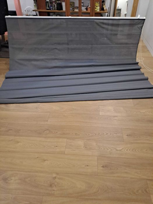 Estore de Rolo/cortinado com varetas 240x260 cm cor cinzento azulado.