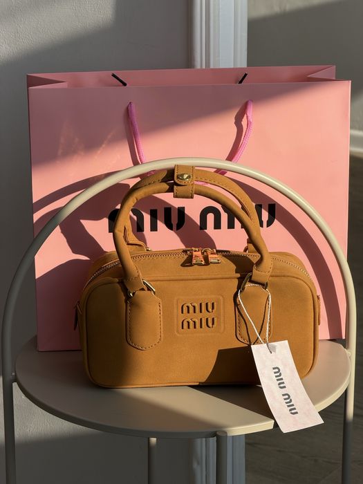 Сумка Miu Miu Arcadie в кольорах замшева Premium якості