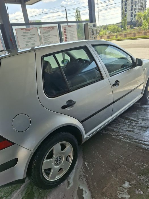 Продается Volkswagen Golf 2