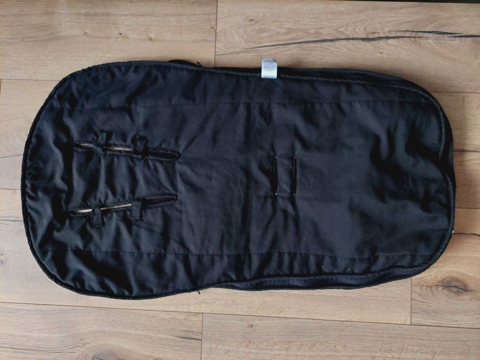 Otulacz  śpiwór z futerkiem do wózka na sanki do nosidełka czarny