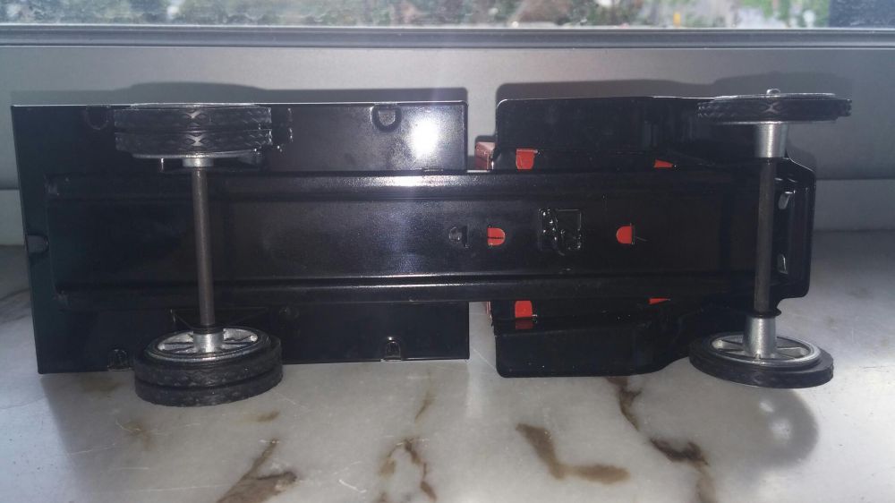 Miniatura 1:32 em metal