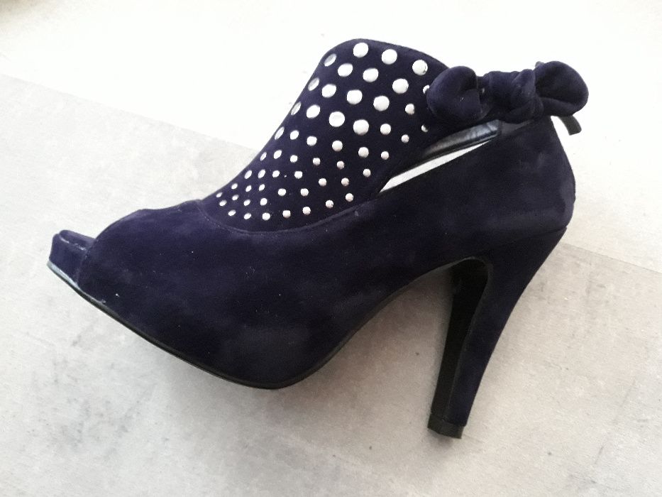 Wysokie botki szpilka nity ćwieki 36 baklażan