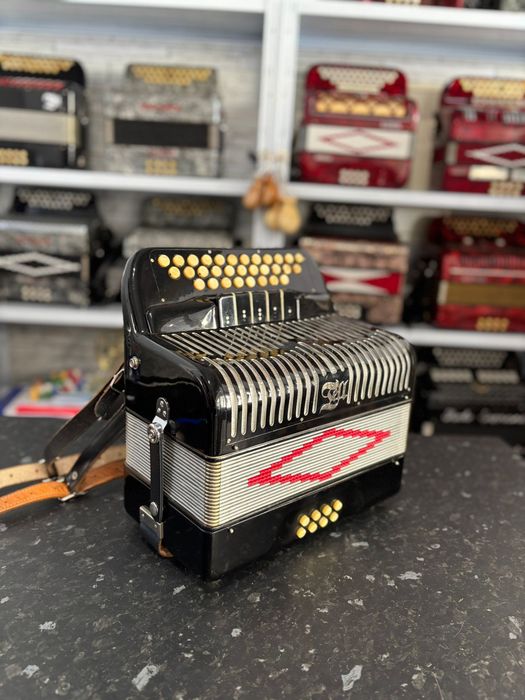 Concertina Hohner /Tell  3 voz d’origem