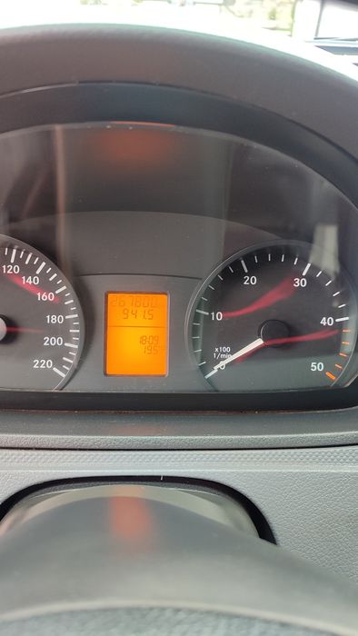 Авто Mercedes Benz vito