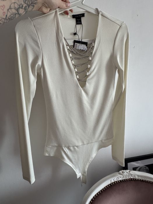 Body kremowe dekolt prążek new yorker