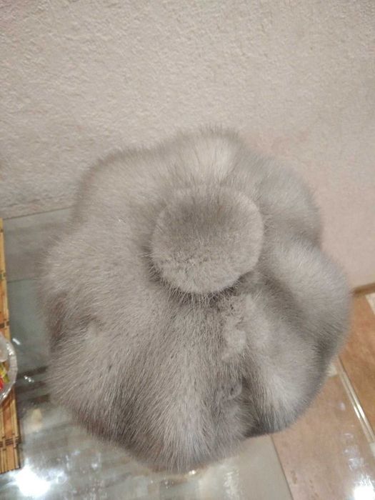 Жіночий берет з норки