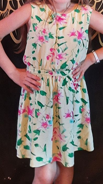 платье летнее на рост 140-146