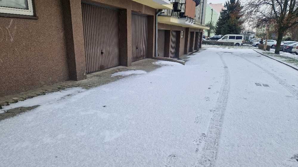 Garaż murowany  rezerwacja