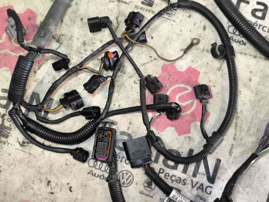 Instalação Elétrica do Motor / Cablagem do Motor - 03E971612D