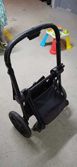 Carrinho bebe / Modelo: Priam Platinum Cybex  - Preto