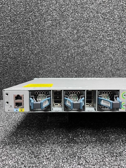 Комутатори Cisco WS-C3850-12S-E (Full Layer 3, IP Services)