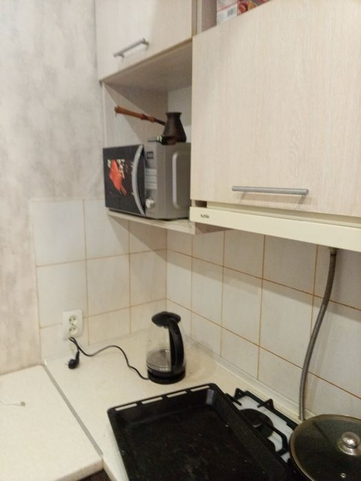 Дом с ремонтом . Заходи и живи